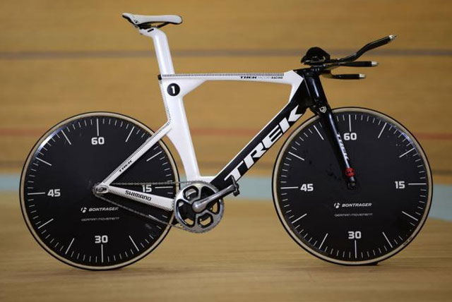 Jens Voigt’s hour record bike and my confusion with the UCI